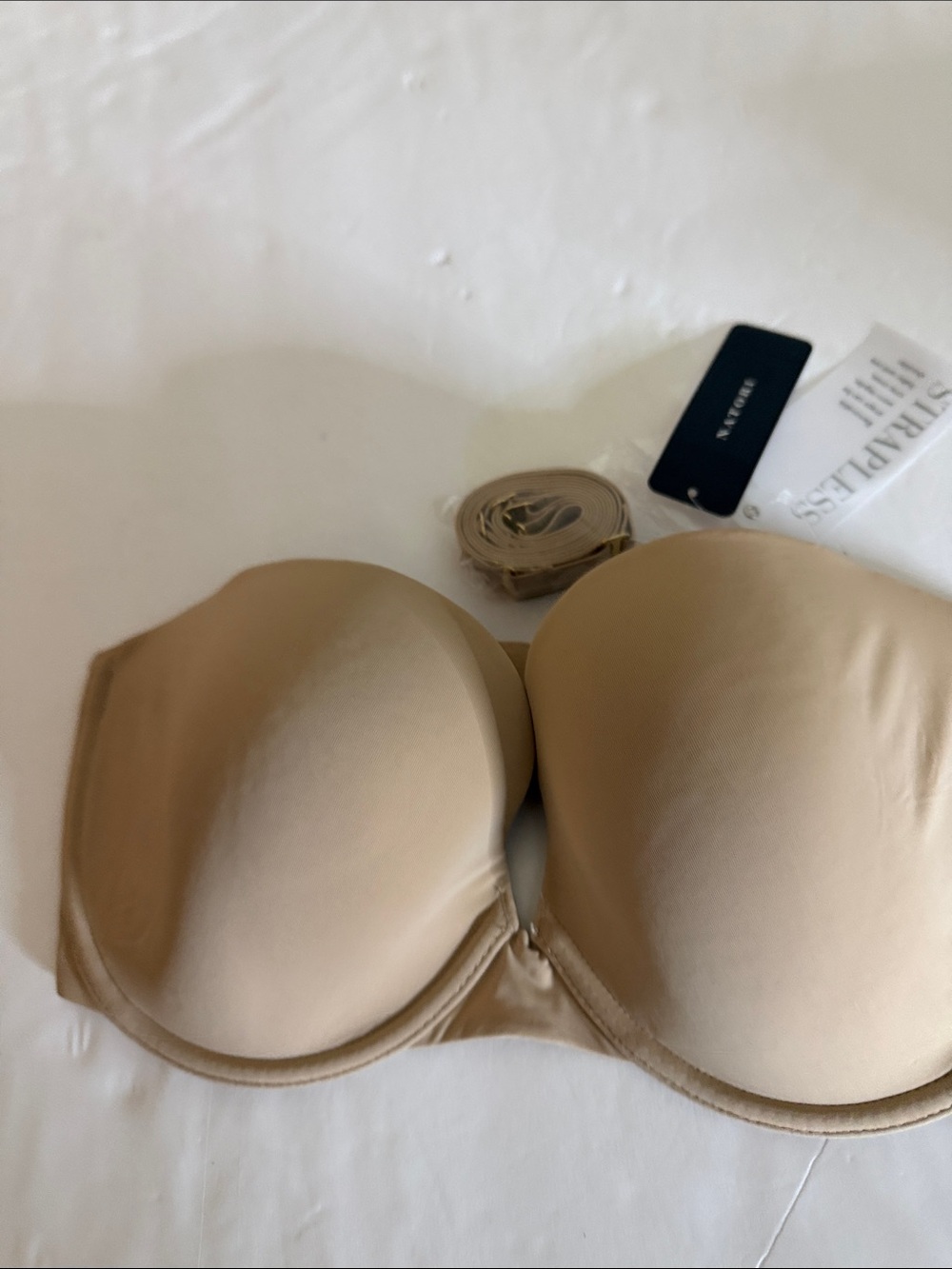 Natori Strapless Bandeau Bra in Nude Tan